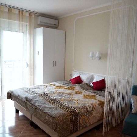 Elen Apartment - Adults Only Bashkia e Orikumit Exteriör bild